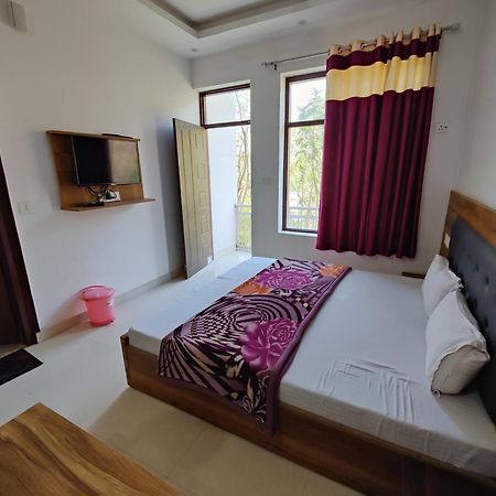 Alaknanda Motel & Restaurant Rudraprayāg Zewnętrze zdjęcie