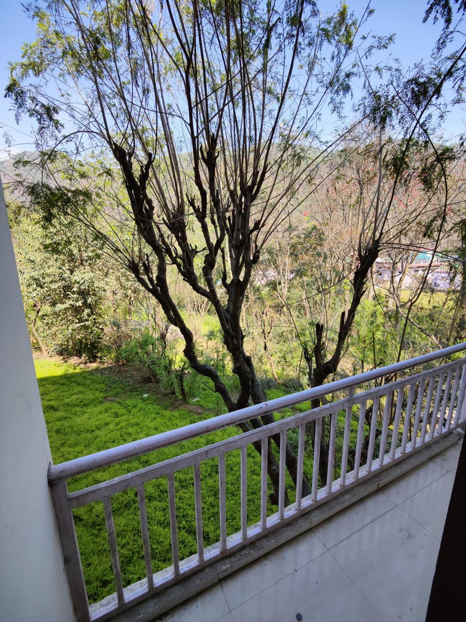 Alaknanda Motel & Restaurant Rudraprayāg Zewnętrze zdjęcie