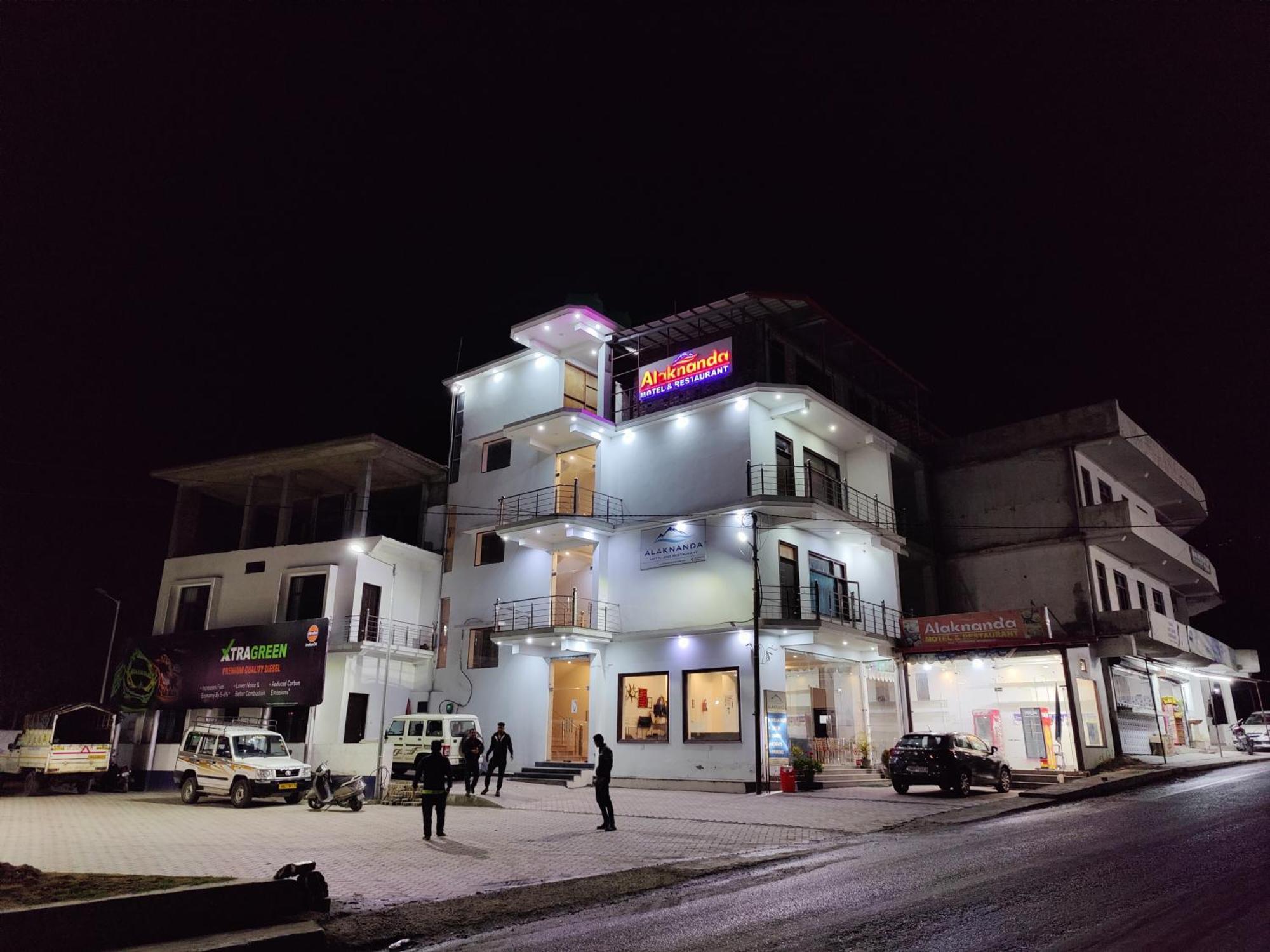 Alaknanda Motel & Restaurant Rudraprayāg Zewnętrze zdjęcie
